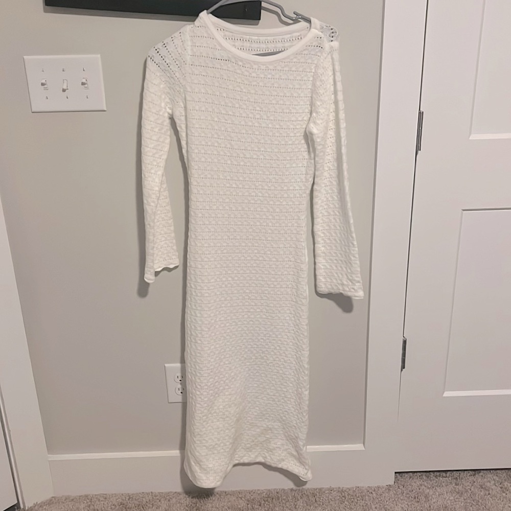 White woolen dress. Size M